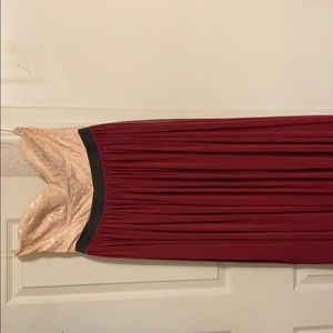 Halter formal dress. Beige/burgundy. SizeL.